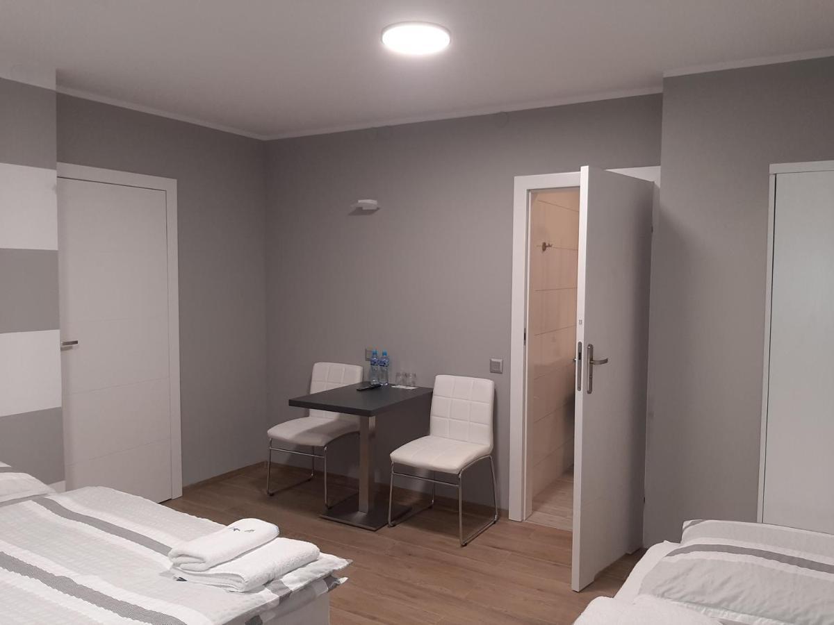 10 Bed And Breakfast Πόζναν Εξωτερικό φωτογραφία